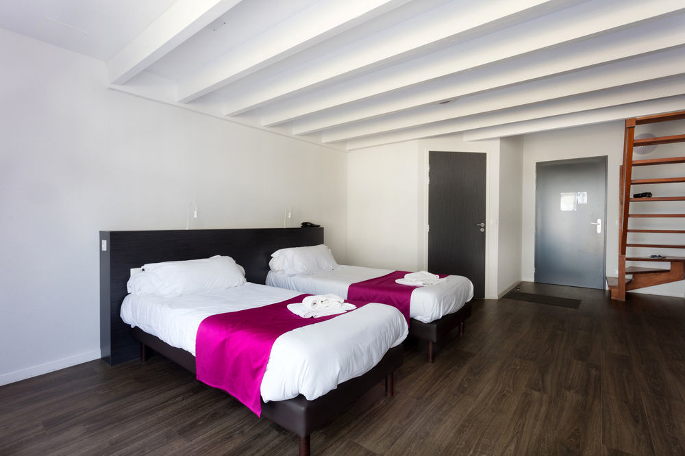 Hotel-Club Et Locations Domaine De Port Aux Rocs לה קרואסיק מראה חיצוני תמונה