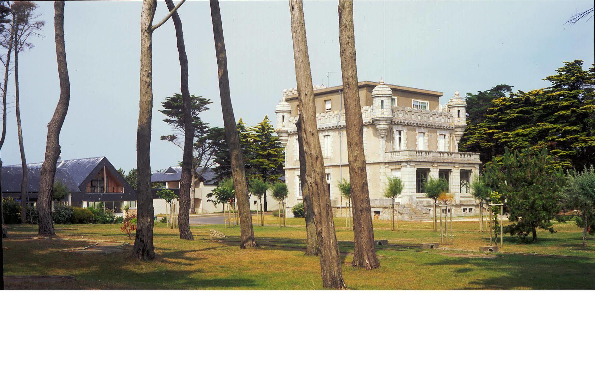 Hotel-Club Et Locations Domaine De Port Aux Rocs לה קרואסיק מראה חיצוני תמונה